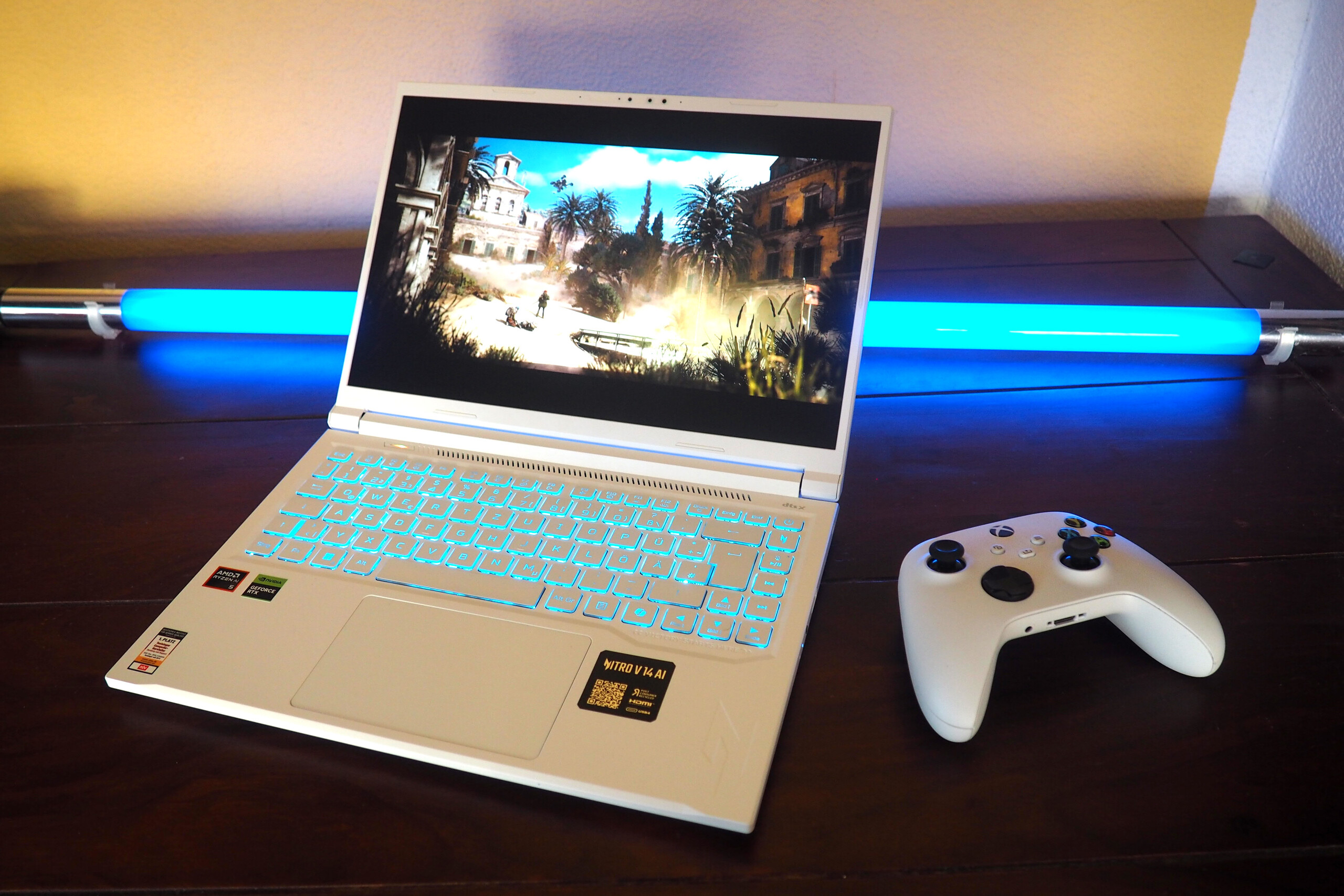 Acer Nitro V14 AI con RTX 5050 in recensione