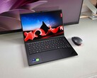 Il portatile aziendale di punta con un'autonomia della batteria di quasi 24 ore - Recensione del Lenovo ThinkPad X1 Carbon Gen 14