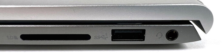 A destra: 1x lettore di schede SD, 1x USB 3.1 Type-A (Gen 1), 1x porta audio da 3,5 mm (combo)