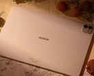 Il MagicPad 3 di Honor arriverà con un enorme aggiornamento della batteria. (Fonte: Digital Chat Station)