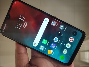 Realme 3 - Pannello frontale