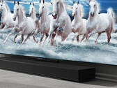 Un nuovo televisore LG con una soundbar abbinata (Fonte: LG)