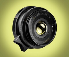 Il Thypoch Ksana 35 mm f/2 è un obiettivo compatto full-frame per fotocamere Leica M.