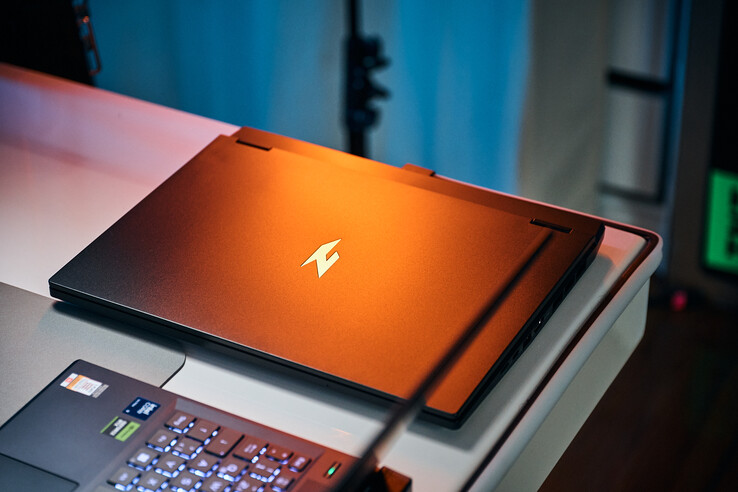 L'Acer Nitro 14 presenta un'estetica pulita.