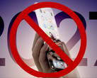 Secondo quanto riferito, l’iPhone interamente in vetro sarebbe stato cancellato