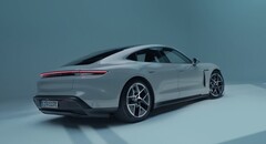 La Porsche Taycan del 2025 parte da poco meno di 100 mila dollari per il modello base. (Fonte: Porsche)