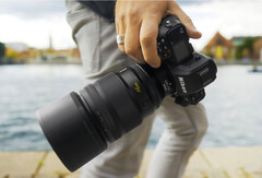 Il nuovo obiettivo Plena di Nikon punta a essere ricordato come un obiettivo iconico per l&#039;innesto Z. (Fonte: Nikon)