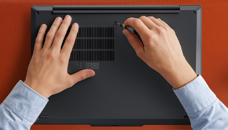 Il ThinkPad T14s Gen 7 punta sulla riparabilità.