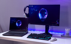 Il monitor da gioco Alienware 500Hz è uno dei pochi monitor in grado di produrre immagini a 500 Hz. (Fonte: Dell)