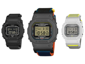 Nella foto - i modelli Casio G-Shock DW-5600MNC-1, DW-5600MNC-BA2 e DW-5600MNC-7A8 su uno sfondo bianco.