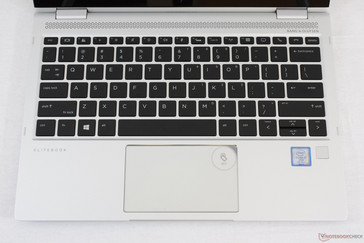 Stranamente, HP ha modificato la tastiera rispetto all'EliteBook 1020 G1 dell'anno scorso