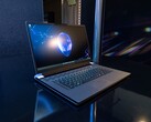 L'Alienware x17 R2 offre un processore sbloccato Core i9-12900HK Alder Lake e una grafica fino a RTX 3080 Ti. (Fonte immagine: Dell)