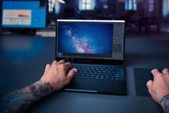 L'ultimo Razer Blade Stealth con Core i7 di 11° generazione costa solo 100 dollari in più rispetto alla versione di 10° generazione. Perché questa piccola differenza? (Fonte immagine: Razer)