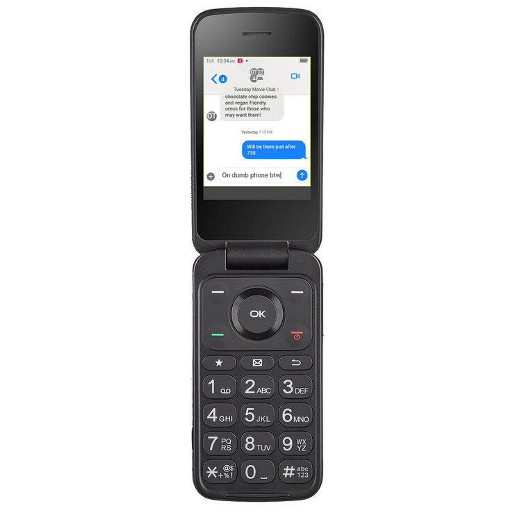Il Dumbphone 2 è fondamentalmente un TCL Flip 2 rielaborato.
