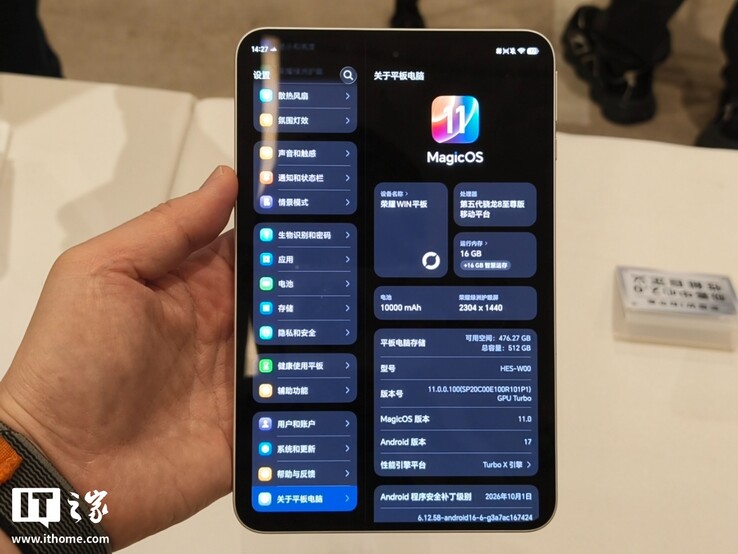 Immagine dell'Honor Win Tablet durante la prova pratica.