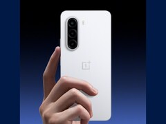 I telefoni della serie N di OnePlus saranno offerte economiche, come il Turbo 6X qui raffigurato.