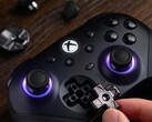 Il controller 8BitDo Ultimate 3E per Xbox ha un D-pad in metallo sostituibile.