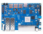 Il BPI-R4 ha molte opzioni di connessione per fungere da router fai da te. (Fonte immagine: Banana Pi)