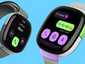 Il Fitbit Ace LTE è disponibile in due opzioni di colore. (Fonte immagine: Google)