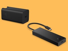 Caricatore da parete HP 65W GaN e hub portatile USB-C 4K HDMI mostrati fianco a fianco (fonte: HP)