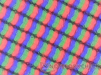 L'overlay opaco è leggermente granuloso sul grande schermo da 18 pollici