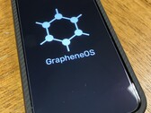 GrapheneOS può essere sperimentale per la serie Pixel 10, ma è ancora molto stabile e rappresenta un'ottima scelta come driver quotidiano (Fonte: Notebookcheck)