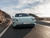 La Porsche Taycan del 2025 parte da 99.400 dollari. (Fonte: Porsche)