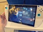 Il palmare di gioco 3D di Tencent non ha ancora una data di uscita né un prezzo (Fonte: The Verge)