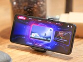 L'Asus ROG Phone 5s Pro è dotato di un AMOLED a 144 Hz. (Fonte: Stuff.tv)
