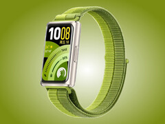 Huawei Band 11 Pro con la sua banda ufficiale in tessuto.