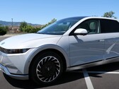 La Hyundai Ioniq 5 con doppio motore e AWD vanta una batteria da 77,4 kWh. (Fonte: TFLEV via YouTube)