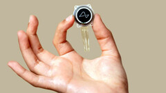 I 1024 elettrodi dell'impianto cerebrale vengono fissati da un robot (immagine: Neuralink)