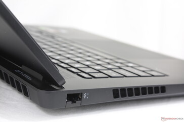 Il coperchio si è aperto con un angolo massimo di soli ~140 gradi