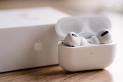 Apple dovrebbe cambiare le sue strategie di vendita per gli AirPods Pro 2. (Fonte: David Levêque)