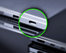 Il Surface Laptop Ultra ha una nuova porta USB-C sovradimensionata.