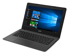 In review: Acer Aspire One Cloudbook 11 AO1-131-C58K. Test model courtesy of Acer Germany.