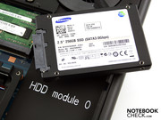 L'SSD Samsung è in parte responsabile della formidabile velocità del dispositivo.