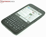 Review sample: BlackBerry Q5 Smartphone