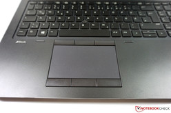 Touchpad con pulsanti dedicati