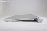 12 mm di altezza sono pochissimi anche per un ultrabook.