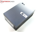 La scatola dello smartphone LG include...