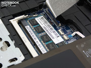 ed alla RAM (2 sockets DDR3).