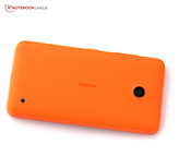 Il dispositivo della nostra recensione era di colore neon orange.