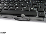 Il tablet PC è agganciato alla Keydock con un gancio, e con un magnete.