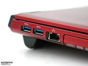 Due porte USB 3.0 assicurano un veloce trasferimento dati.