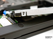 Hard disks da 7 e 9 mm possono essere installati tramite una supporto.