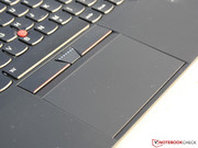 Superfici opache, dispositivi di input eccellenti in stile ThinkPad ed elevata autonomia.