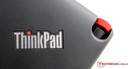 Quando si usa, il puntino della ‘i’ di ThinkPad diventa rosso.