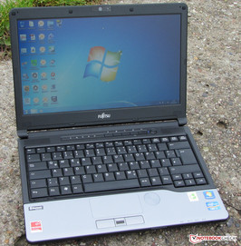 The Fujitsu Lifebook S792 all'aperto