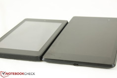 Kindle Fire HD 6 (sinistra) vs. Nexus 7 2013 (destra)